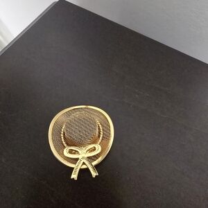 Elegant Gold Hat Brooch